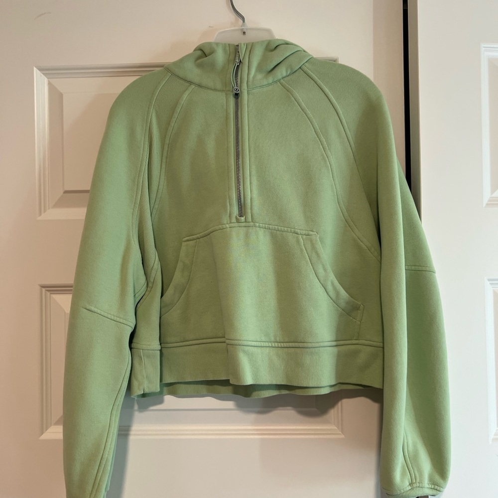 Lululemon Scuba Half Zip M/L